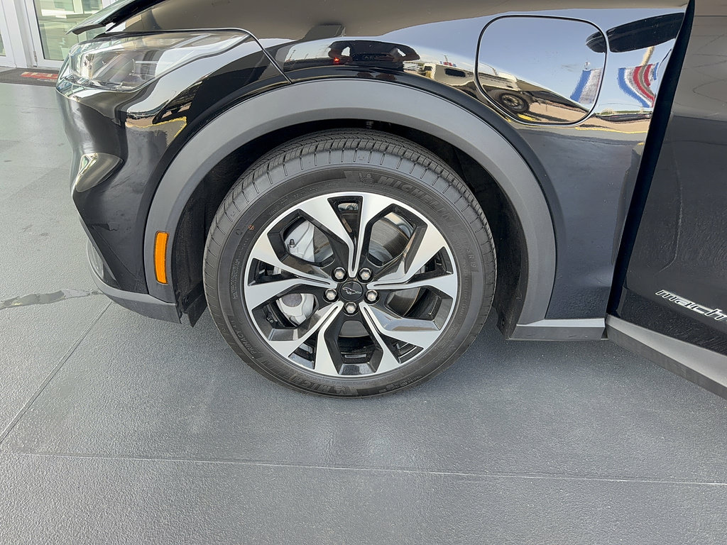 Certified 2025 Ford Mustang Mach-E Select RWD image 33