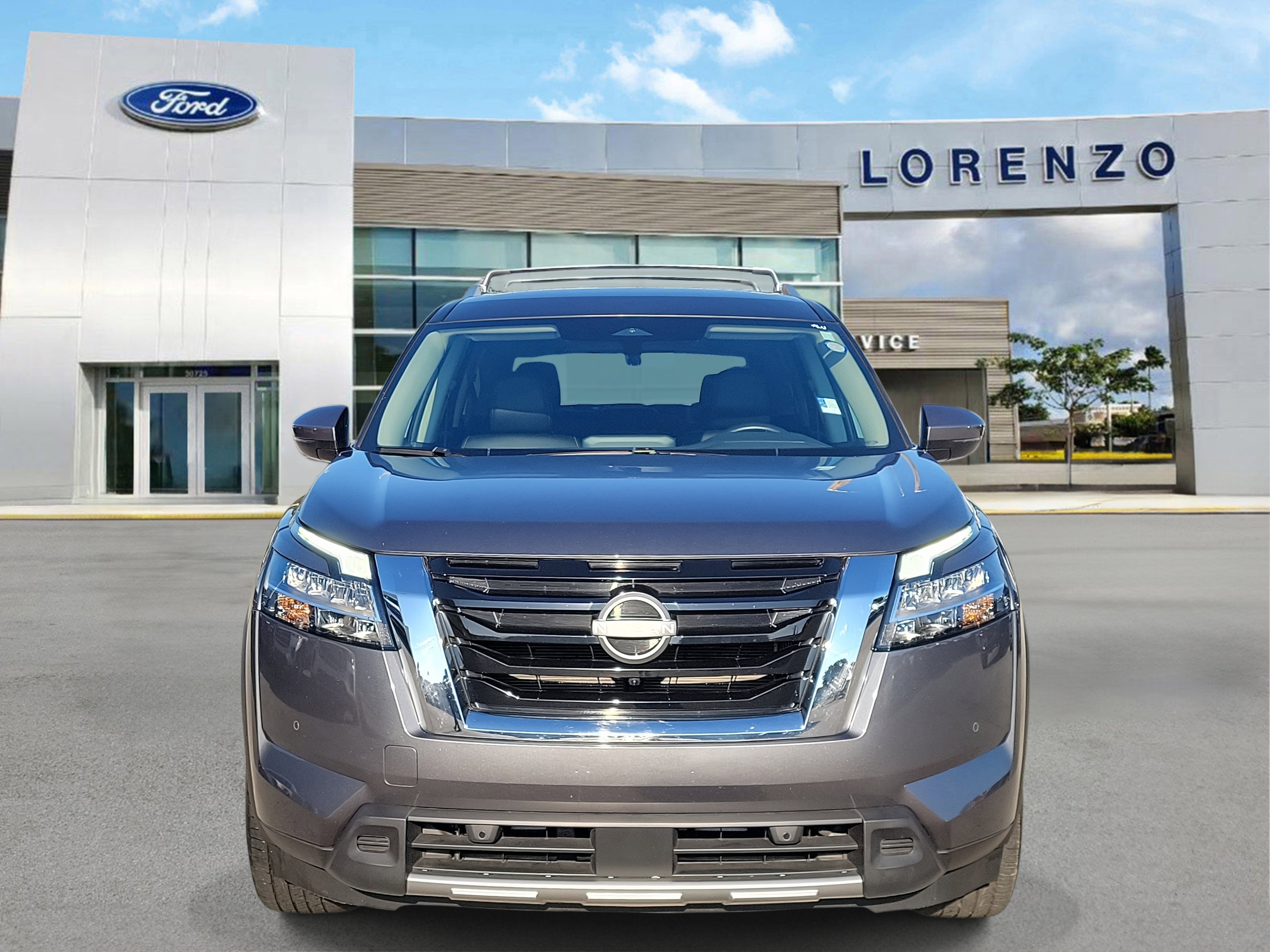 Used 2024 Nissan Pathfinder SL video 2