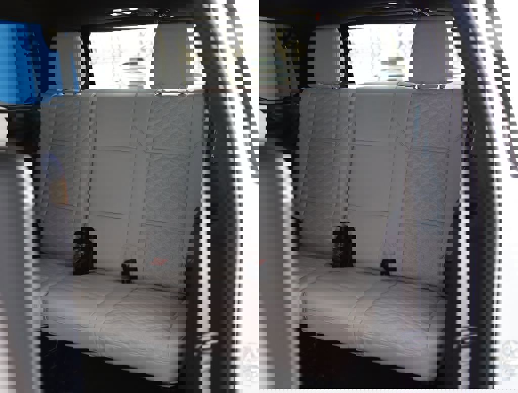 New 2026 Cadillac Escalade Platinum Luxury w/ LPO, Floor Liner Package image 38