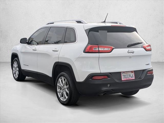 Used 2017 Jeep Cherokee Latitude w/ Comfort & Sound Group image 8