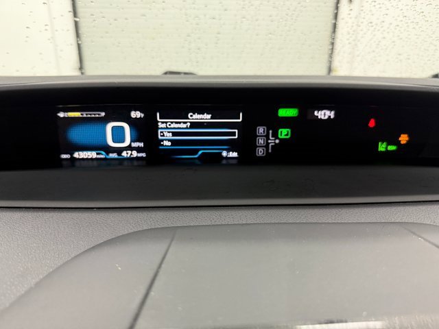 Used 2019 Toyota Prius Limited image 16