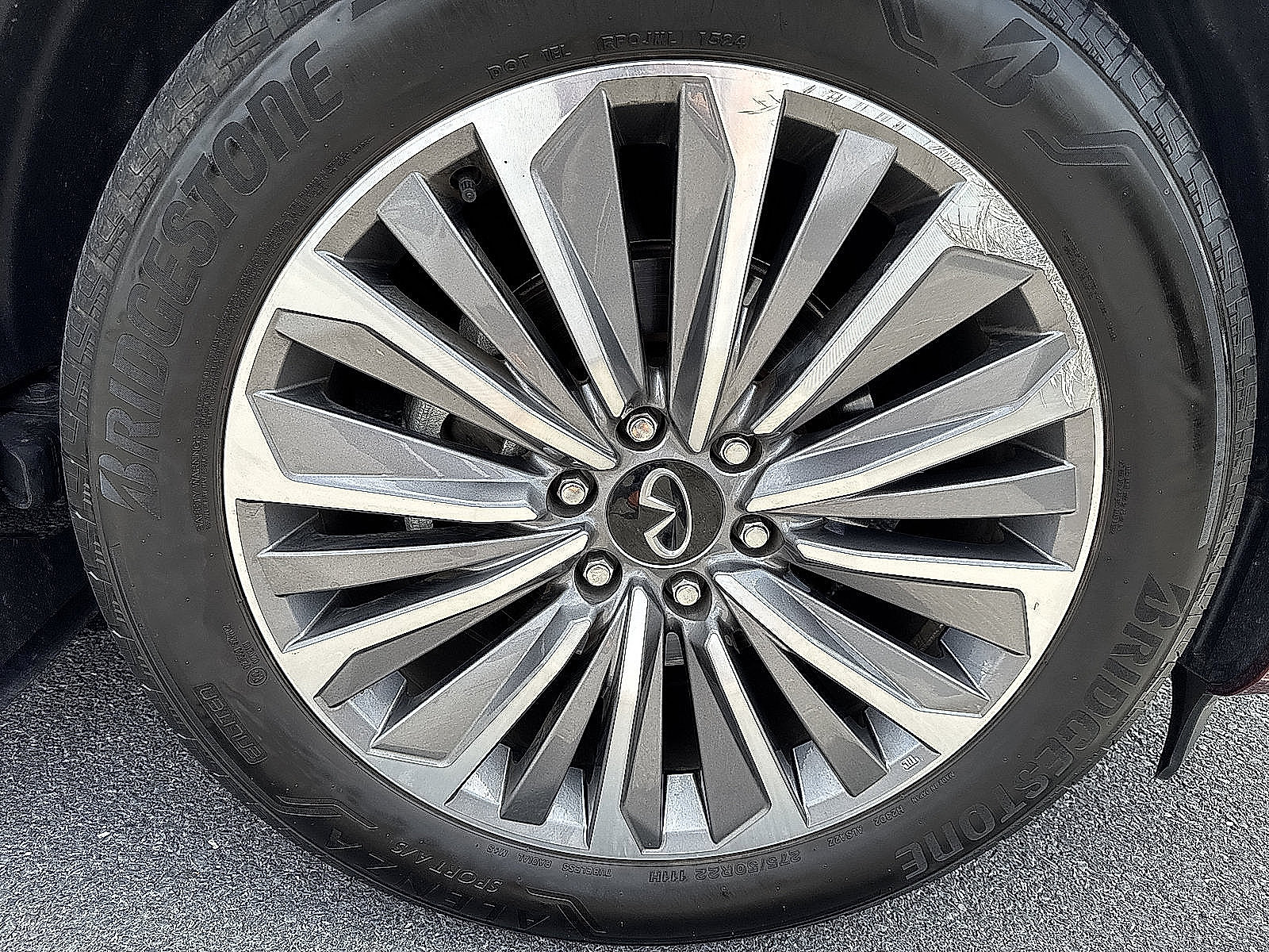 Certified 2025 INFINITI QX80 Sensory w/ Exterior Package AWD/4WD image 30