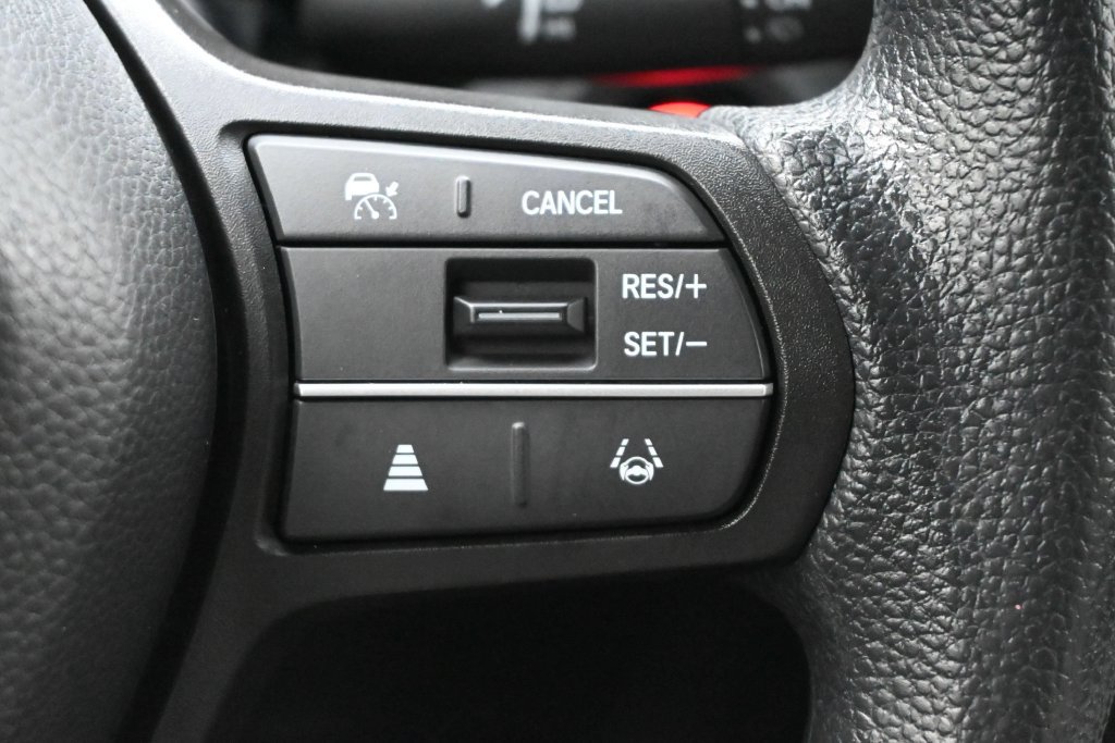 Used 2025 Honda CR-V LX image 7