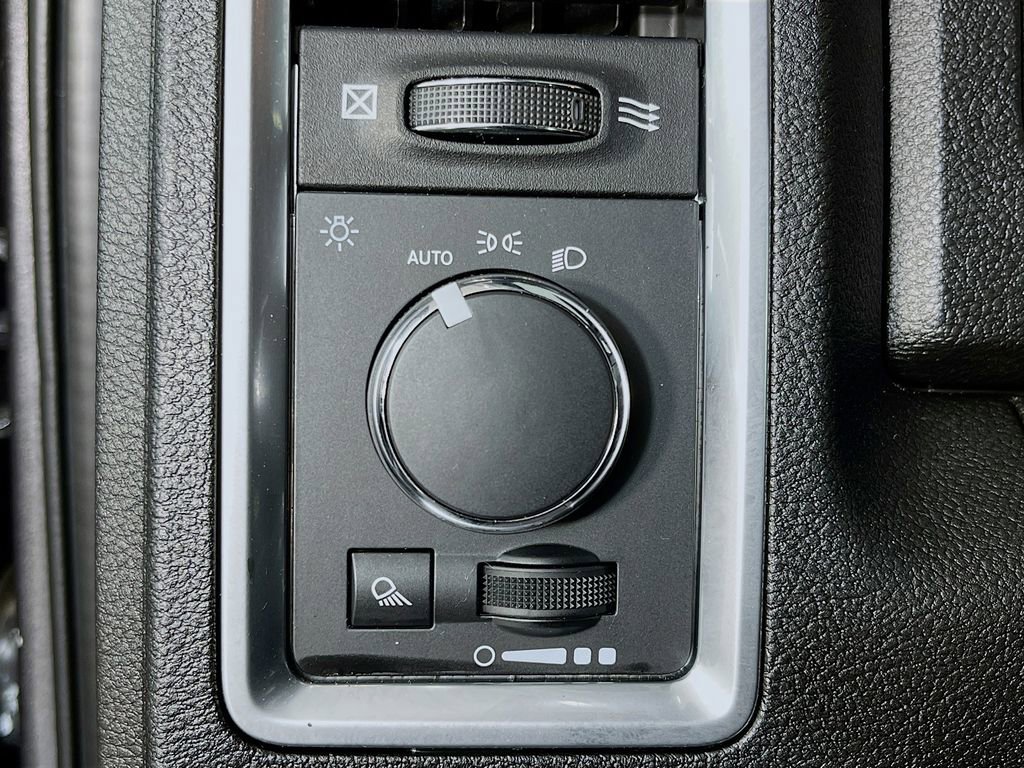 Used 2021 RAM 1500 Classic Warlock image 13