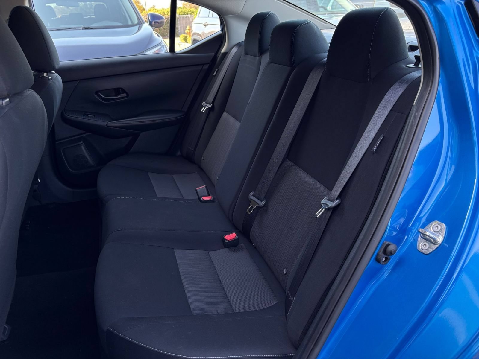 Used 2025 Nissan Sentra SV FWD image 35
