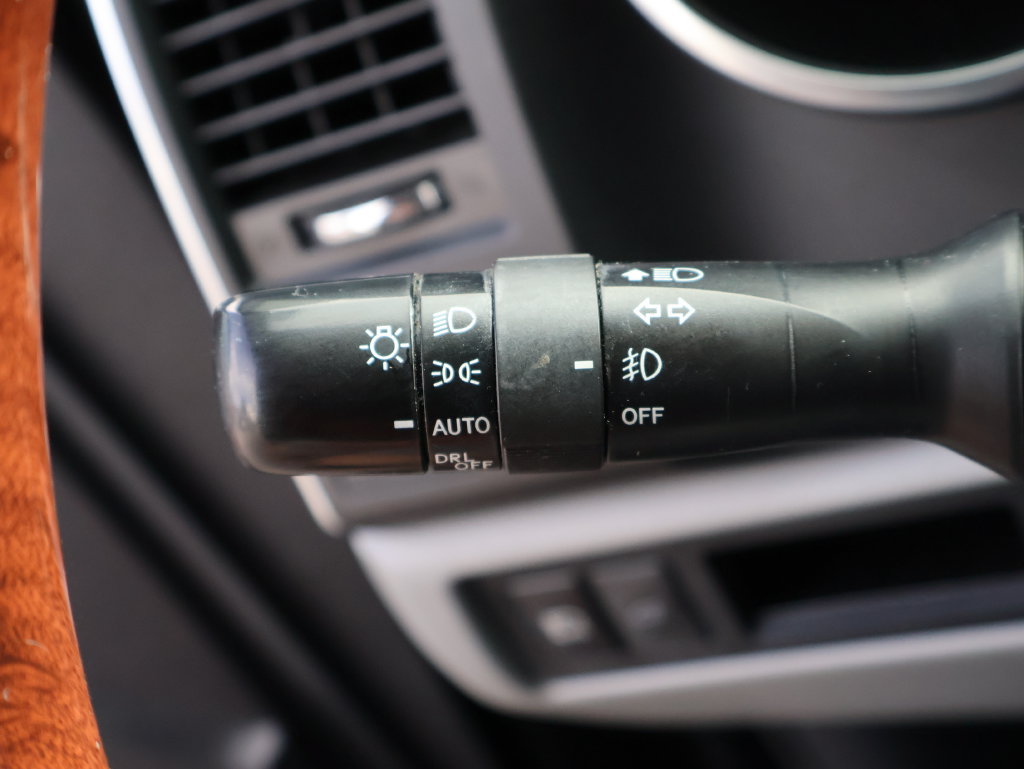 Used 2019 Toyota Sequoia Platinum AWD/4WD image 34