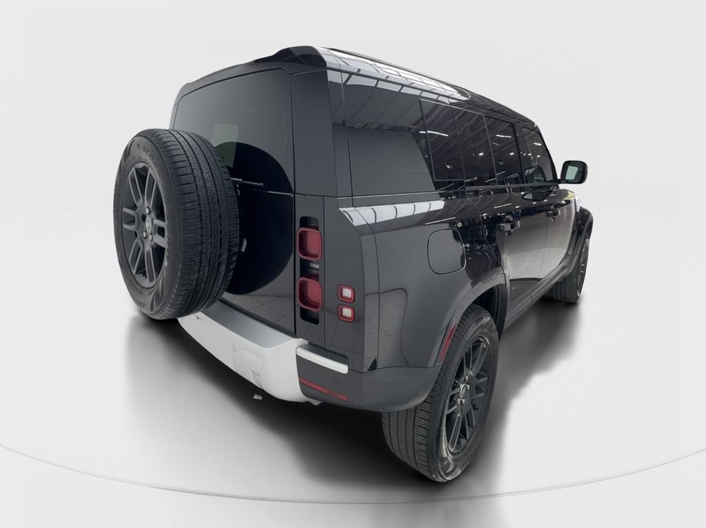 Used 2025 Land Rover Defender 110 S AWD/4WD image 7