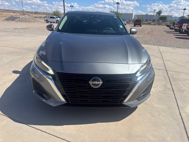 Used 2023 Nissan Altima 2.5 SV FWD image 6