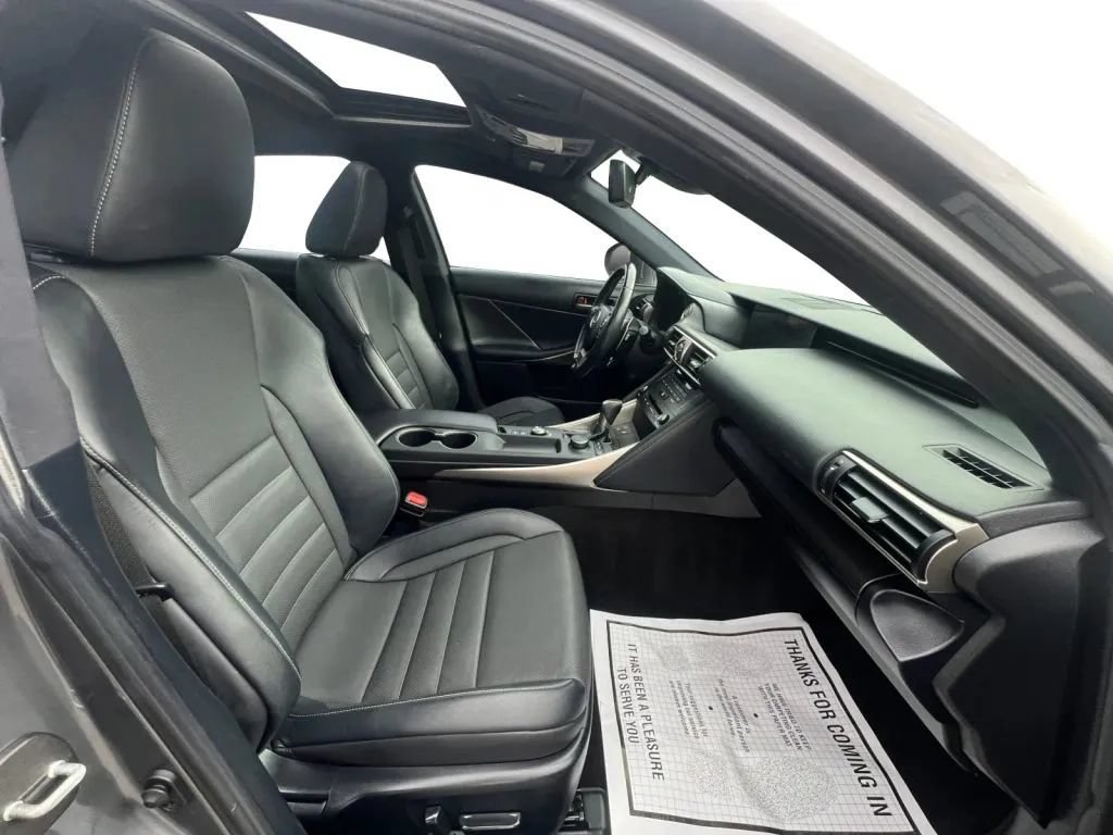 Used 2020 Lexus IS 350 F Sport w/ F Sport Package RWD image 15