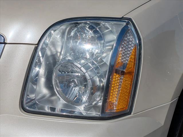 Used 2014 GMC Yukon Denali image 6