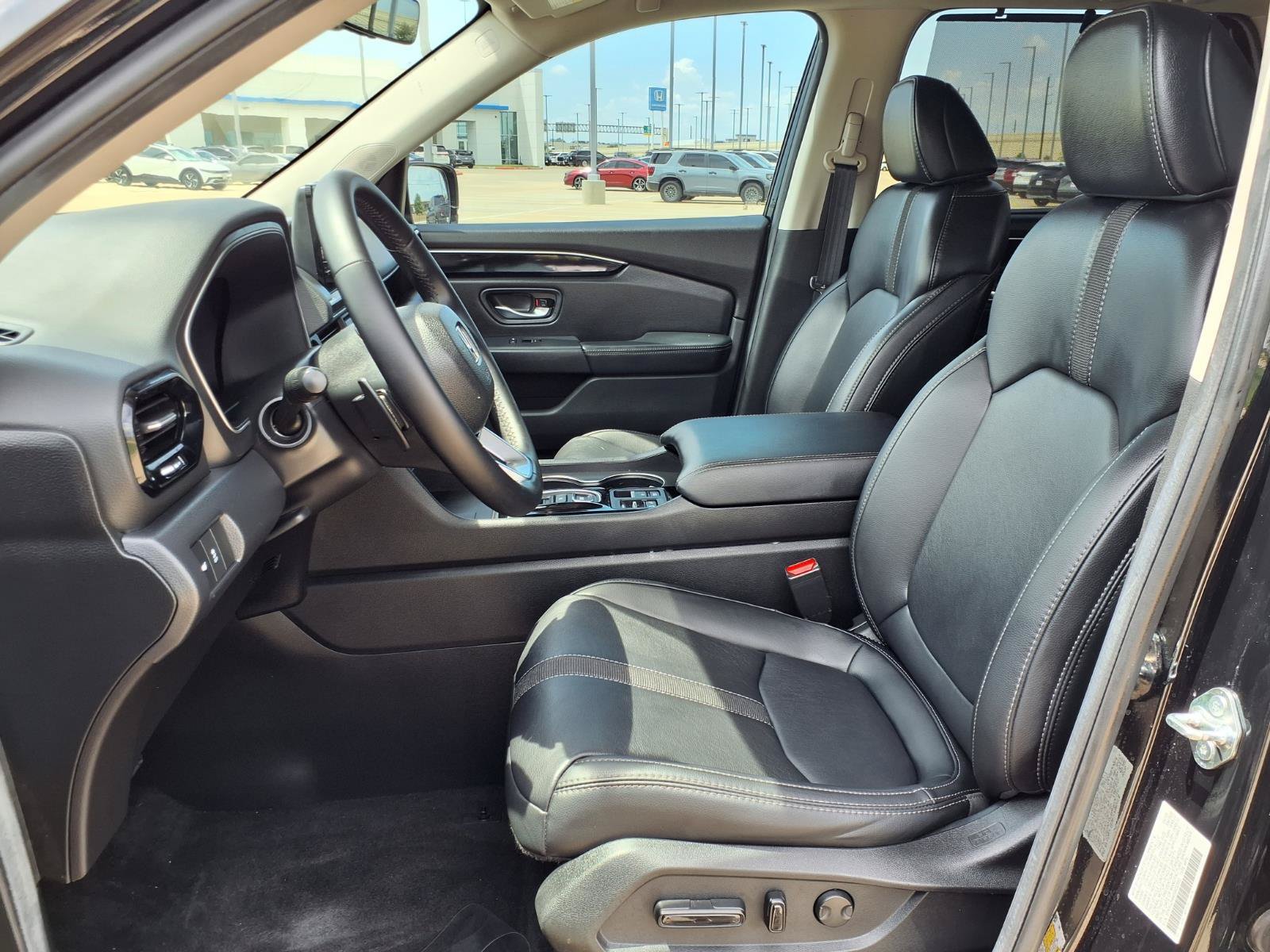 Used 2025 Honda Pilot EX-L image 23