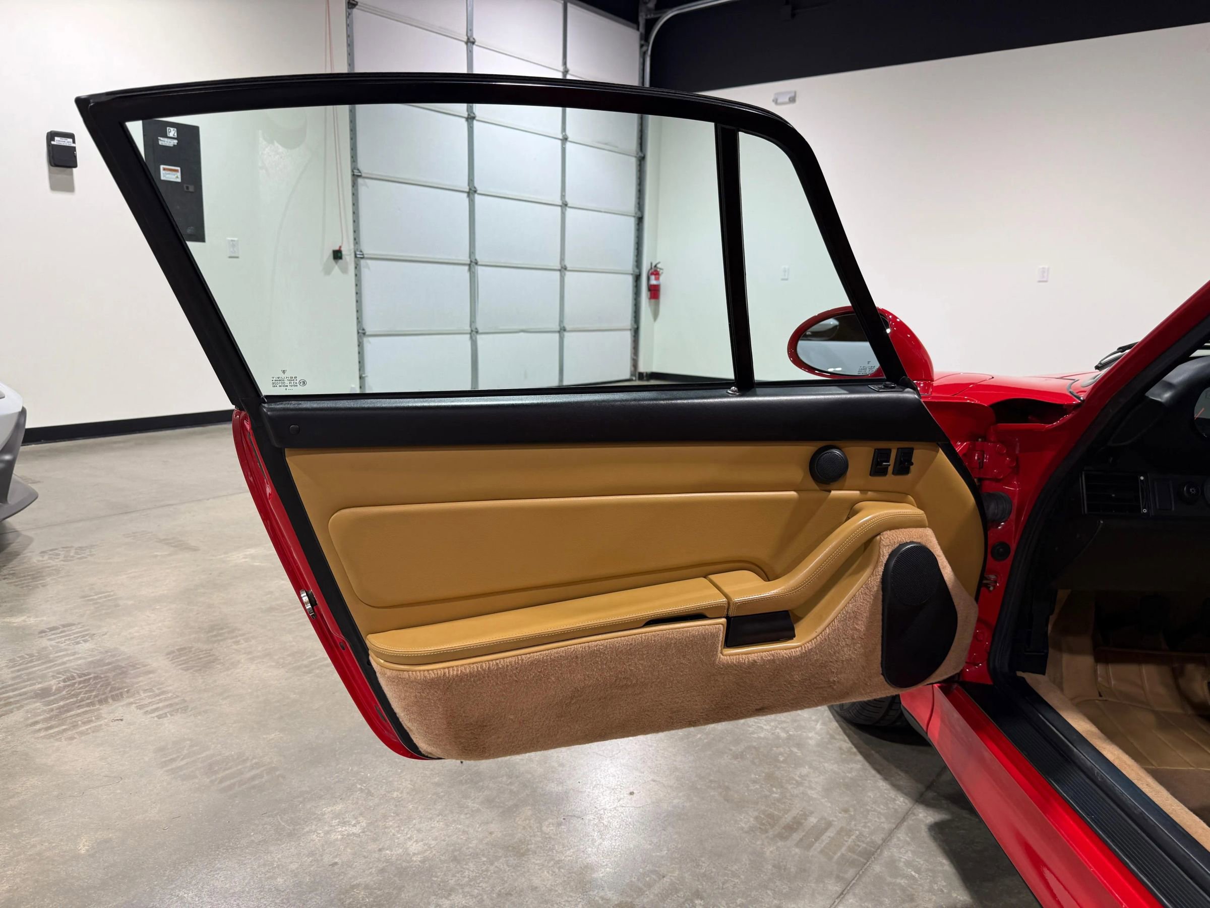 Used 1996 Porsche 911 Turbo RWD image 60