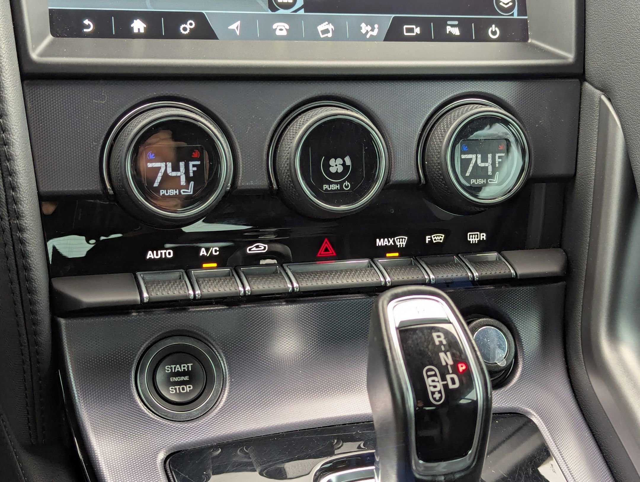 Used 2019 Jaguar F-TYPE Coupe image 17