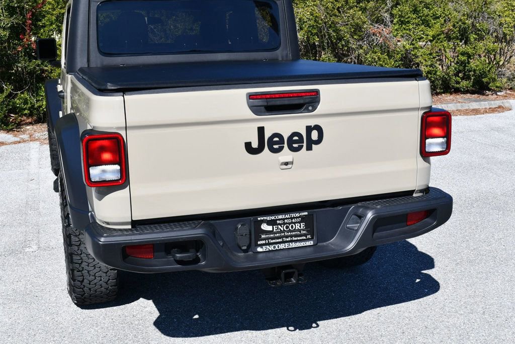 Used 2020 Jeep Gladiator Sport w/ Trailer Tow Package image 10