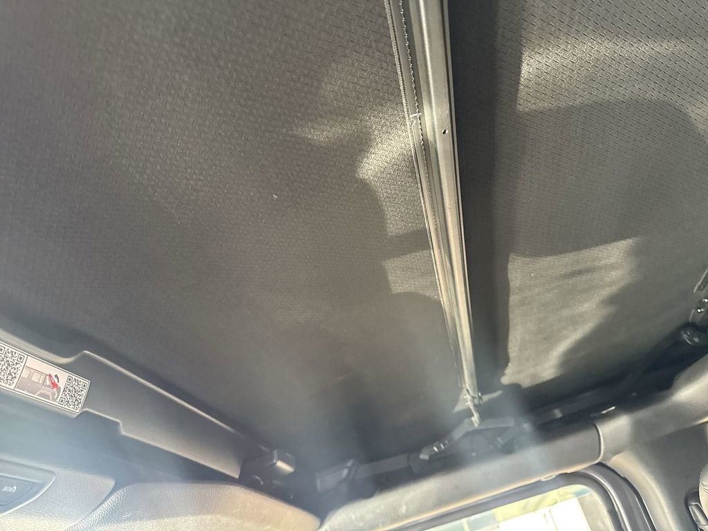 Used 2022 Jeep Wrangler Unlimited Sahara w/ Cold Weather Group image 22