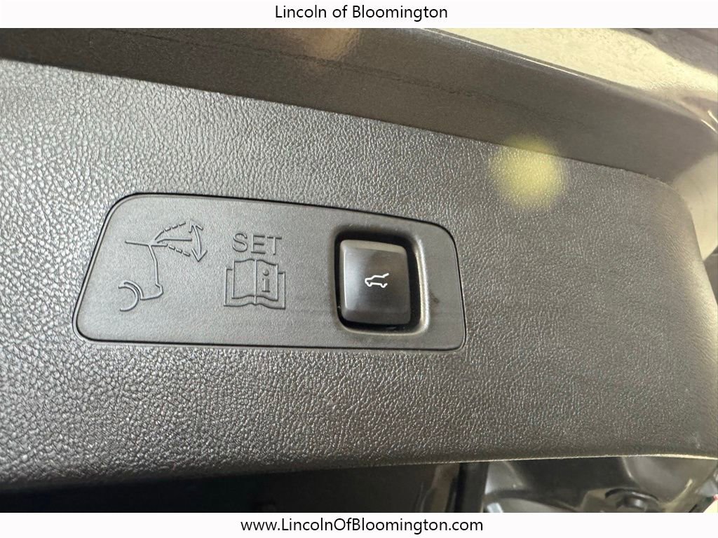 Used 2022 Lincoln Corsair AWD w/ Equipment Group 101A image 28