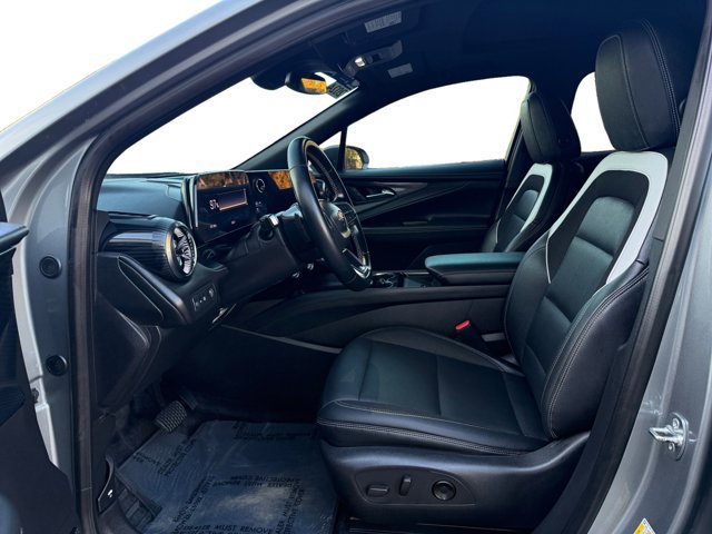 Used 2024 Chevrolet Blazer EV LT image 10