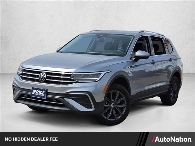 Used 2023 Volkswagen Tiguan SE w/ Panoramic Sunroof Package