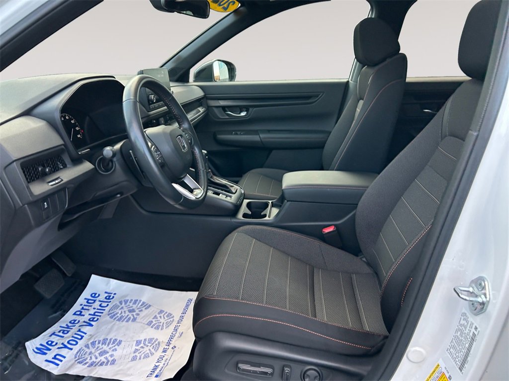 Used 2023 Honda Pilot LX image 9