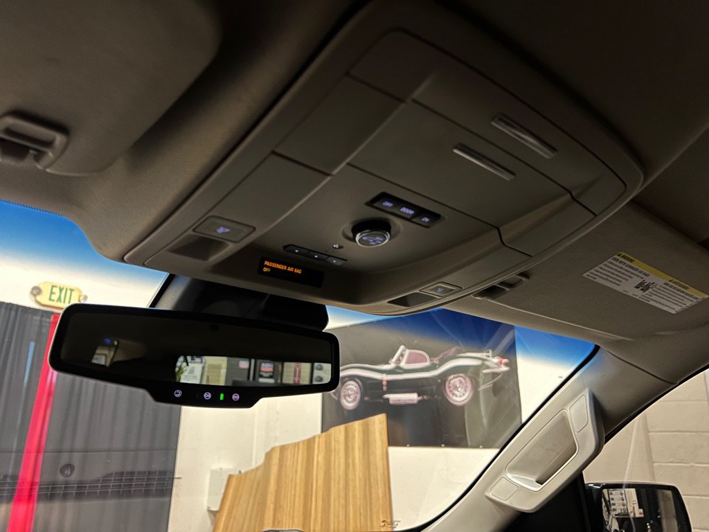 Used 2019 GMC Yukon SLT w/ Premium Edition RWD image 42