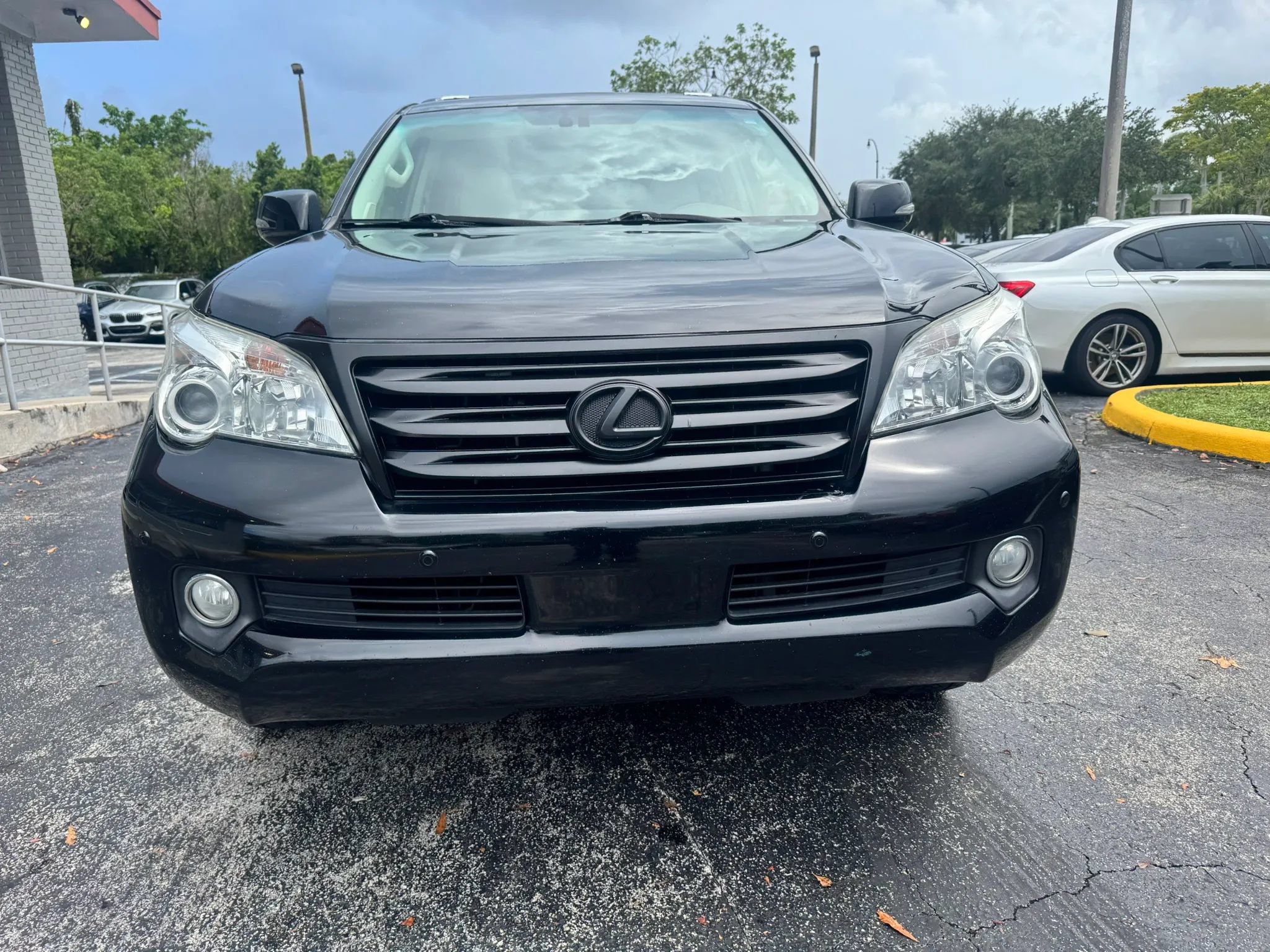 Used 2013 Lexus GX 460 w/ Comfort Plus Pkg AWD/4WD image 4