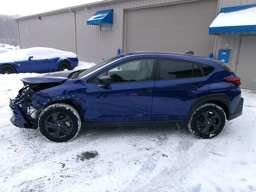 Used 2024 Subaru Crosstrek 2.0i AWD/4WD image 3