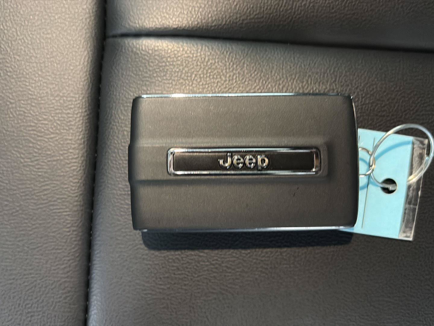 New 2026 Jeep Grand Cherokee Limited AWD/4WD image 37