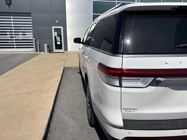 Used 2023 Lincoln Navigator Reserve AWD/4WD image 18