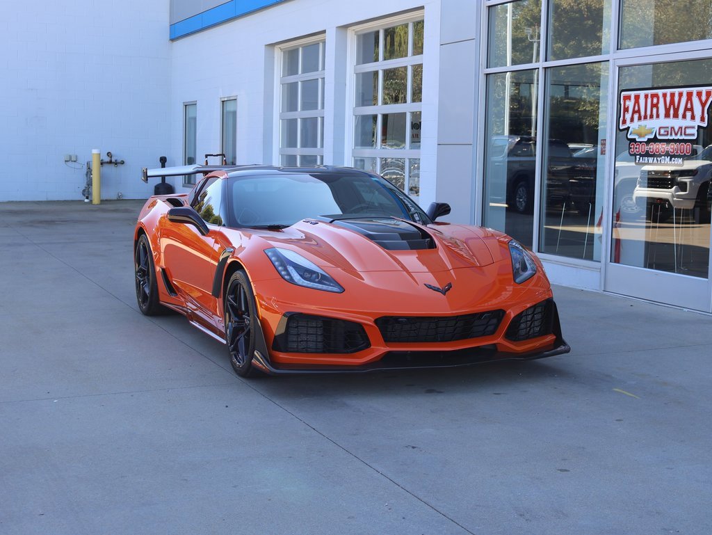 Used 2019 Chevrolet Corvette ZR1 image 2