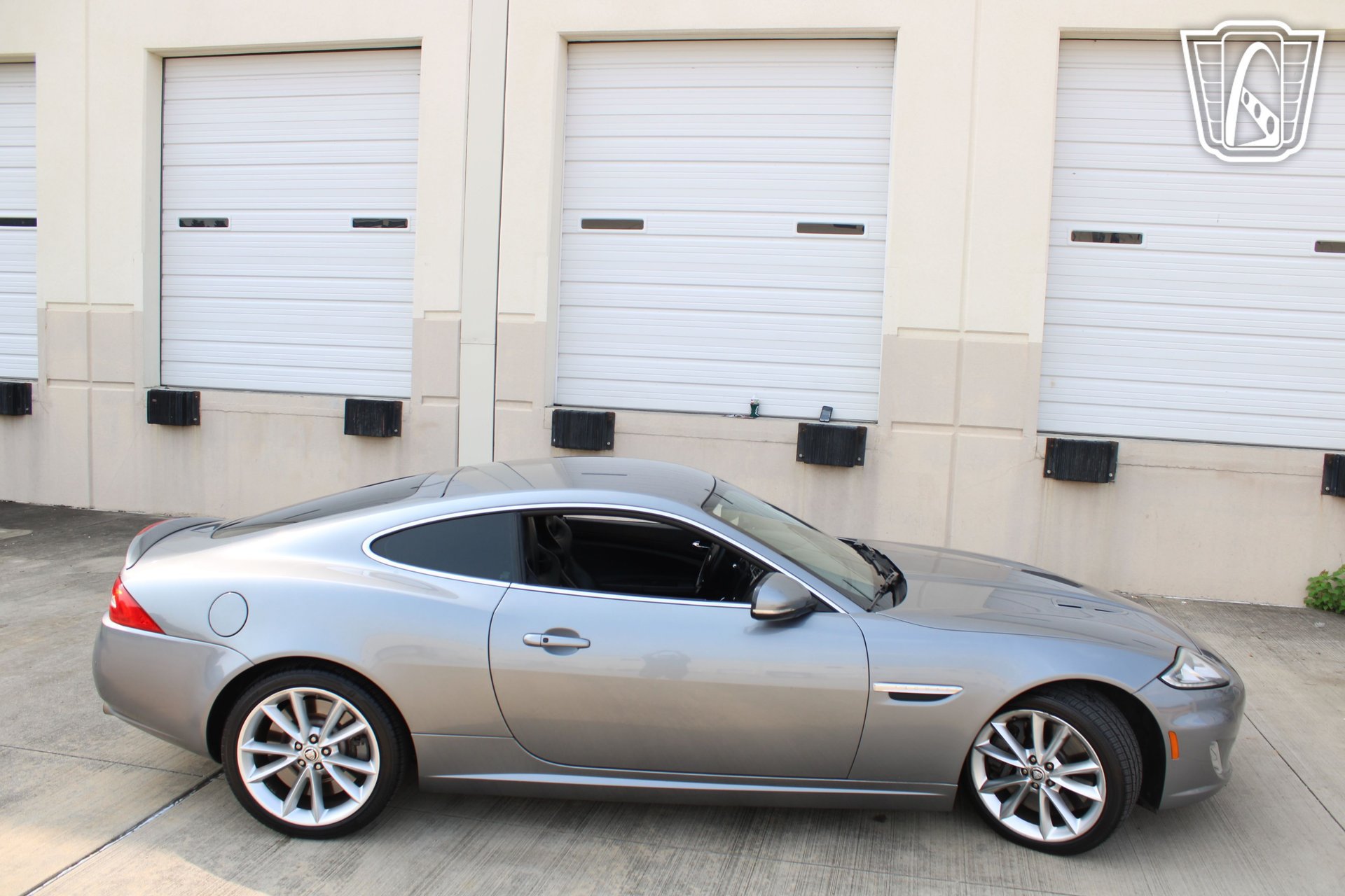 Used 2012 Jaguar XKR R RWD image 30