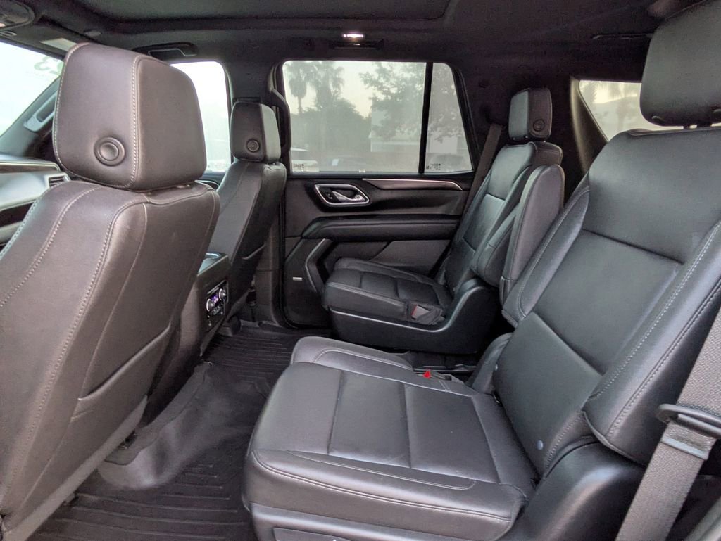 Used 2023 Chevrolet Tahoe Z71 w/ Luxury Package AWD/4WD image 14