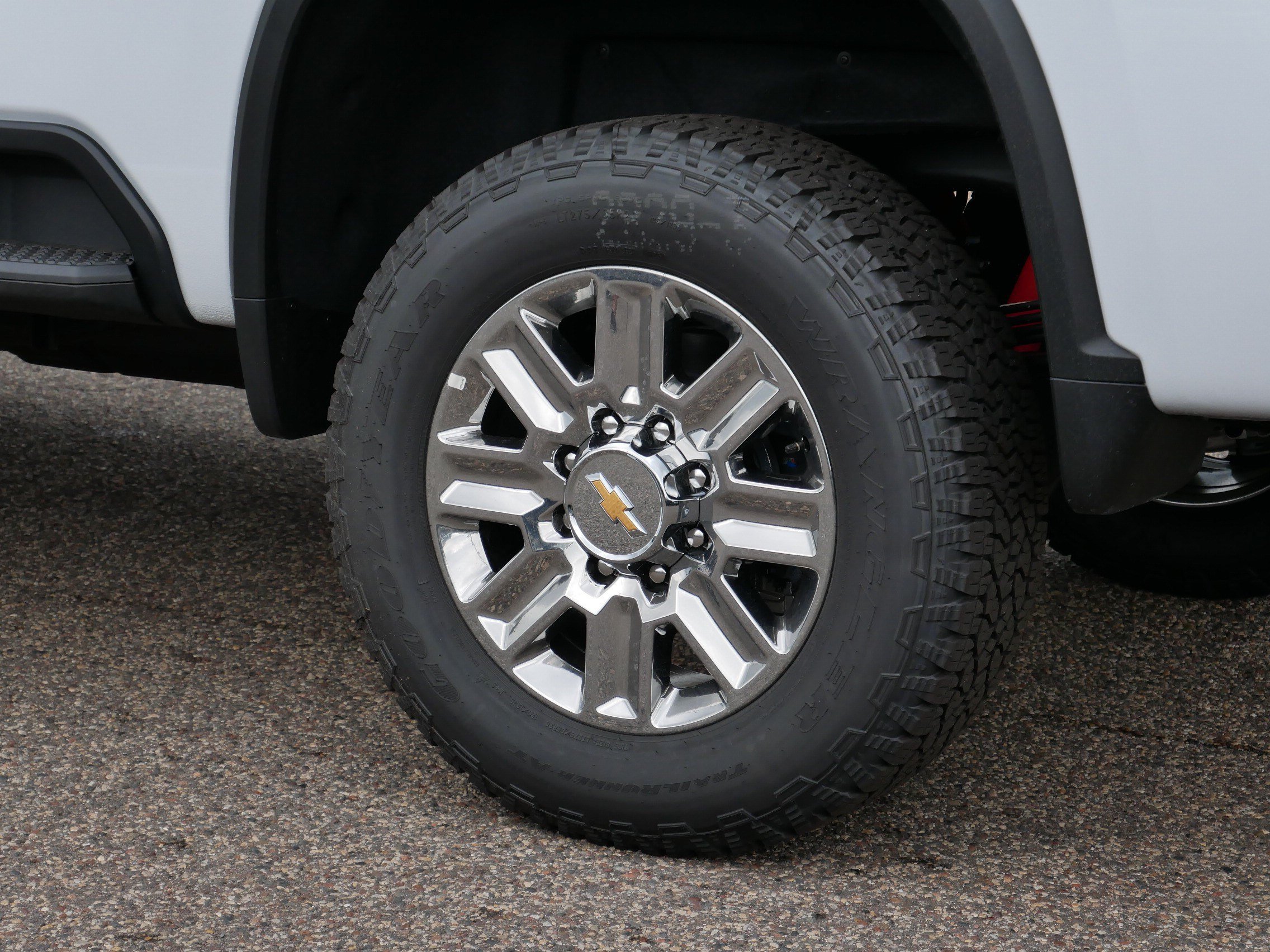 New 2026 Chevrolet Silverado 2500 High Country w/ High Country Premium Package AWD/4WD image 3
