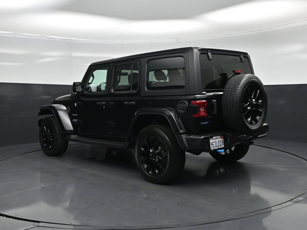Used 2023 Jeep Wrangler Unlimited Sahara AWD/4WD image 7