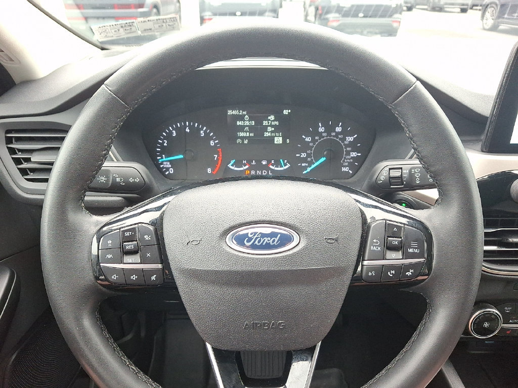Used 2022 Ford Escape SE w/ SE Sport Appearance Package AWD/4WD image 19