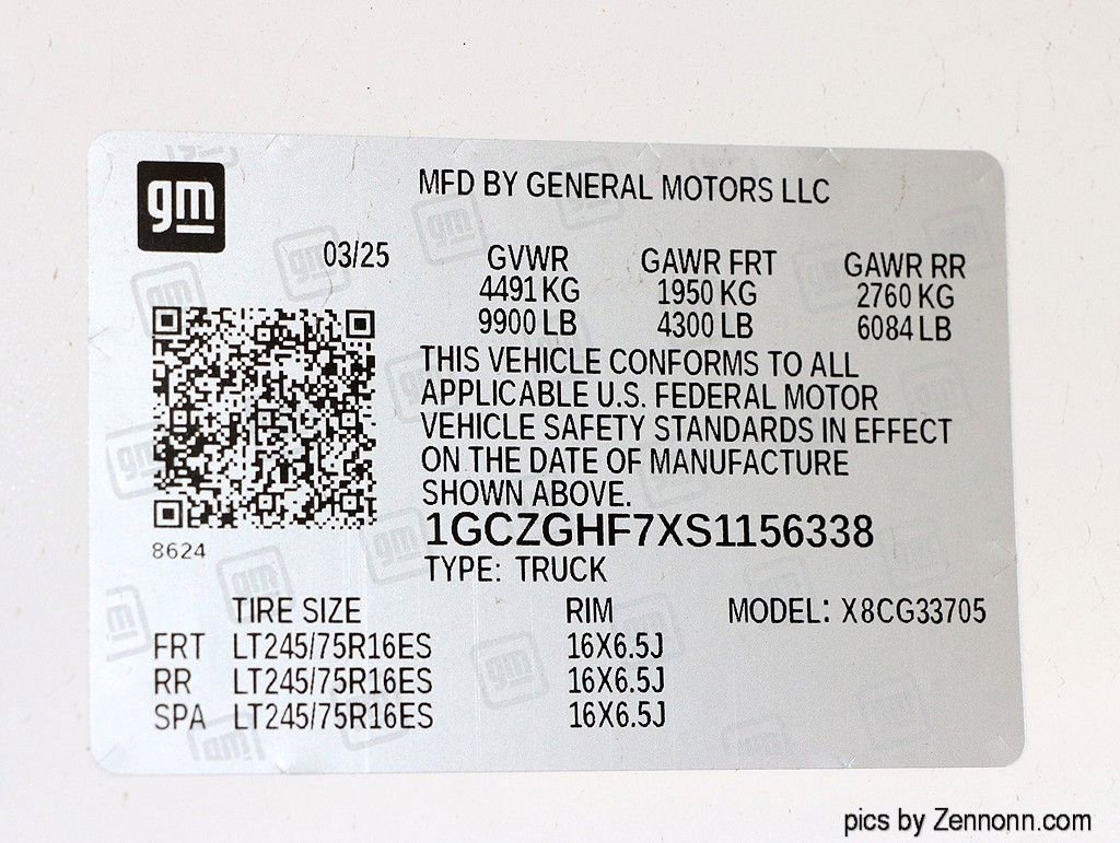 New 2025 Chevrolet Express 3500 Extended w/ Driver Convenience Package RWD image 30