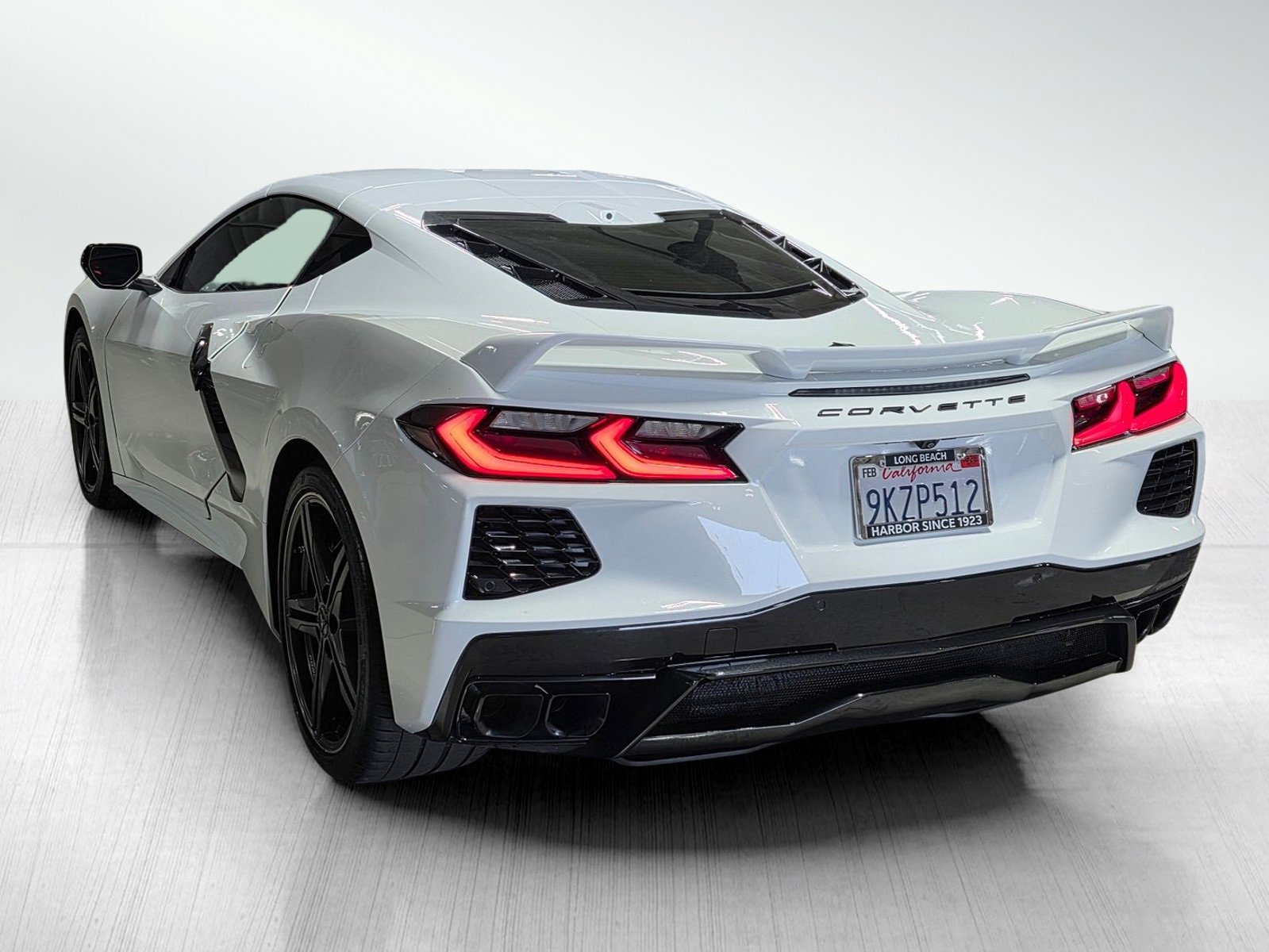 Used 2024 Chevrolet Corvette Stingray Preferred Cpe w/ Z51 Performance Package image 5