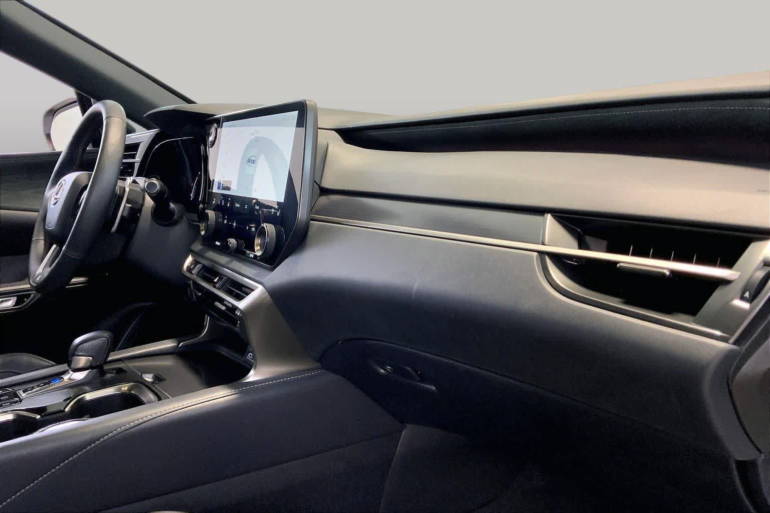 Used 2023 Lexus RX 350 F Sport w/ Accessory Package (Z1) AWD/4WD image 18