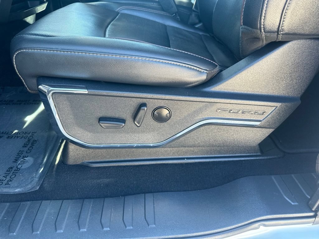Used 2023 Ford F350 Lariat w/ Sport Appearance Package AWD/4WD image 17