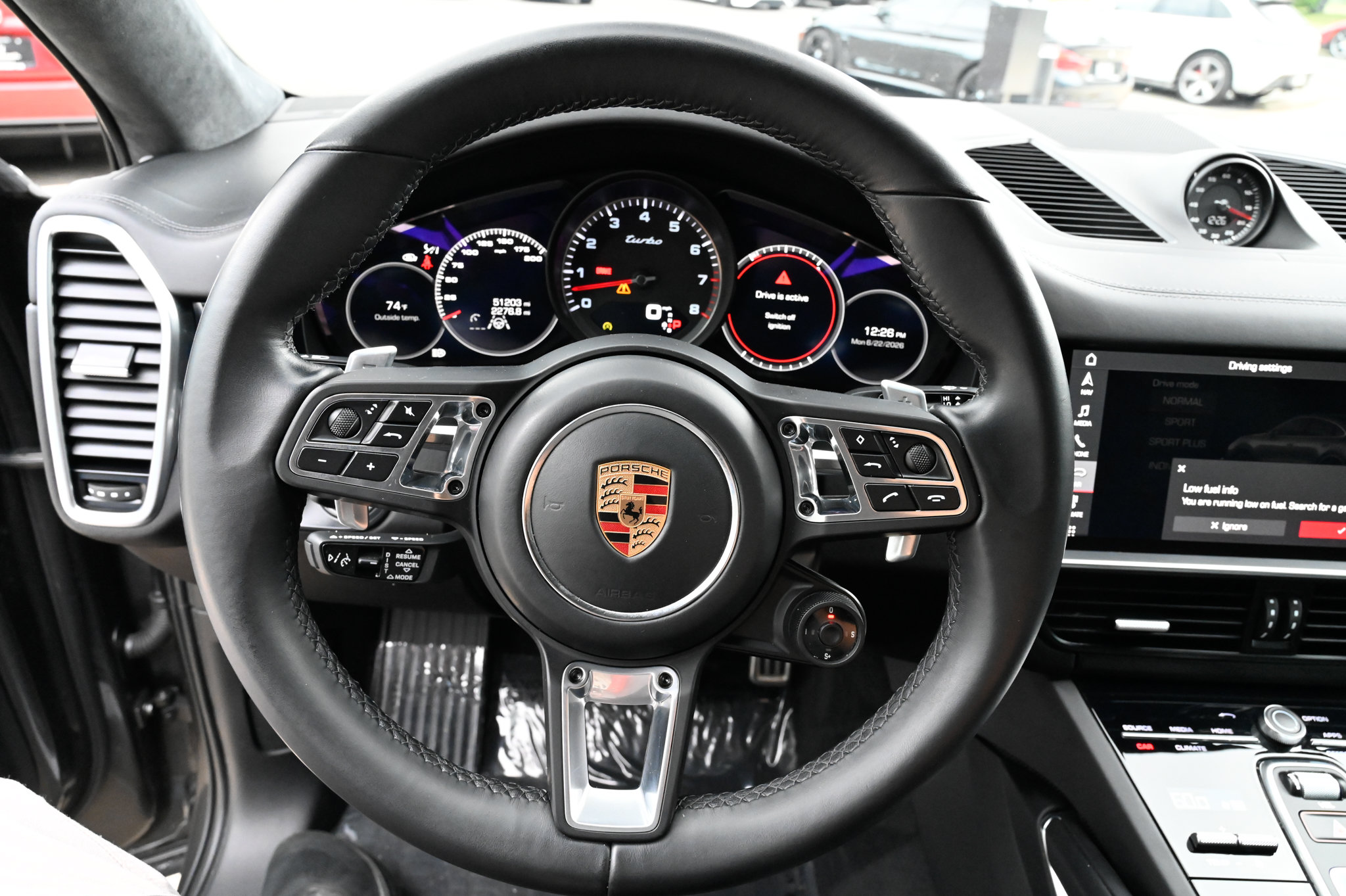 Used 2021 Porsche Cayenne Turbo AWD/4WD image 24
