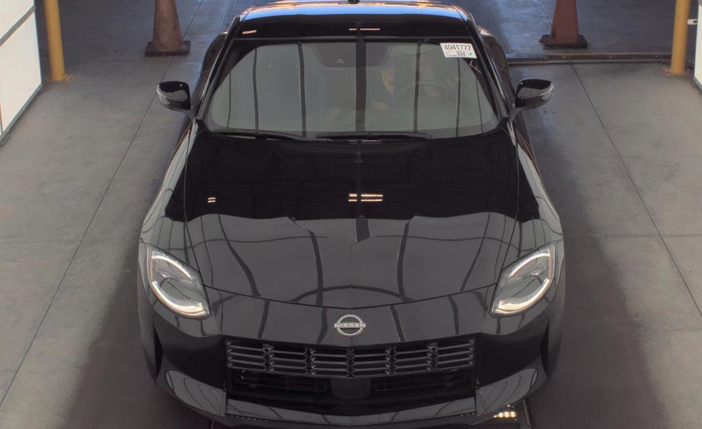 Used 2025 Nissan Z Performance w/ Floor Mat Package RWD image 2