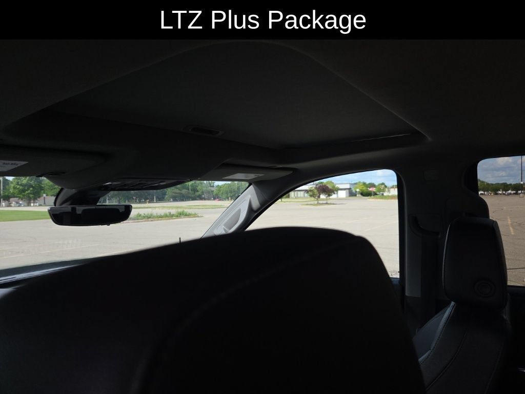 Used 2021 Chevrolet Silverado 1500 LTZ w/ Technology Package AWD/4WD image 17