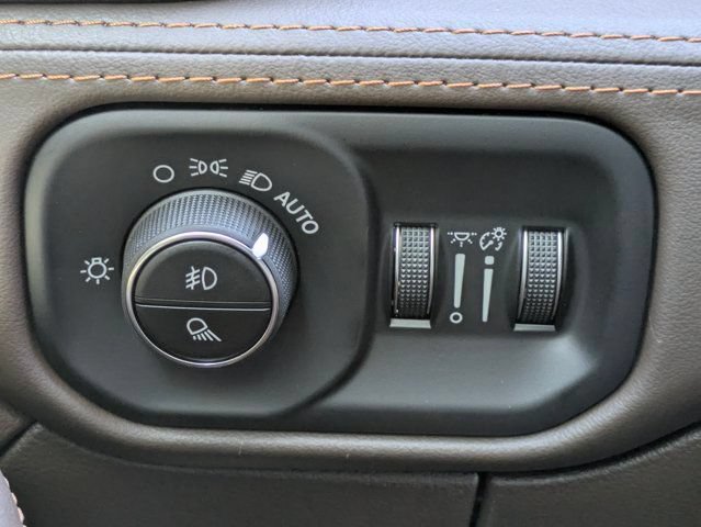 New 2026 RAM 3500 Longhorn AWD/4WD image 25