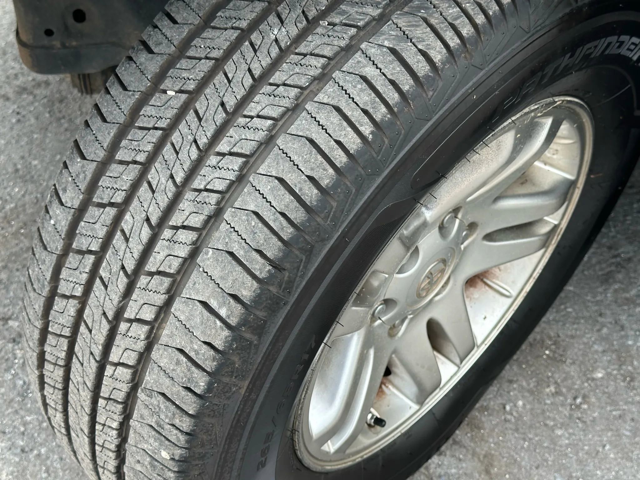Used 2005 Toyota Sequoia Limited image 15