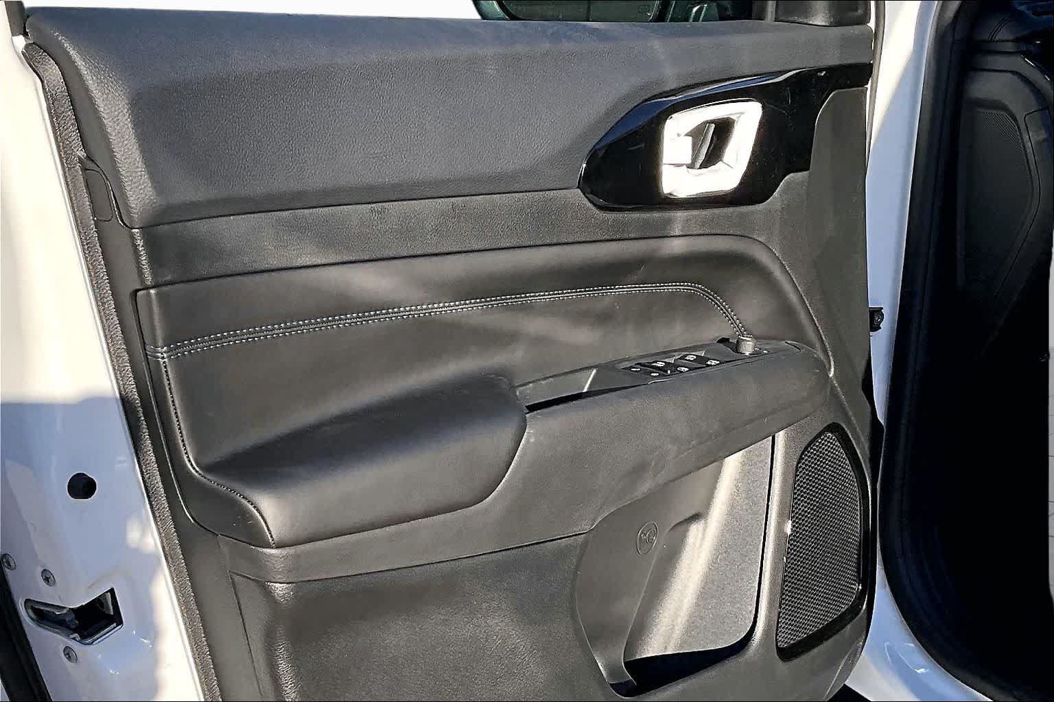 New 2026 Jeep Compass Latitude AWD/4WD image 11