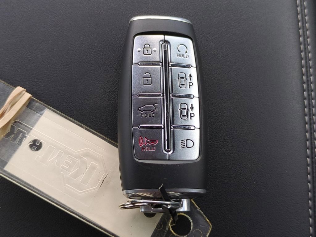 Used 2024 Genesis GV70 3.5T Sport w/ Sport Prestige Package image 37