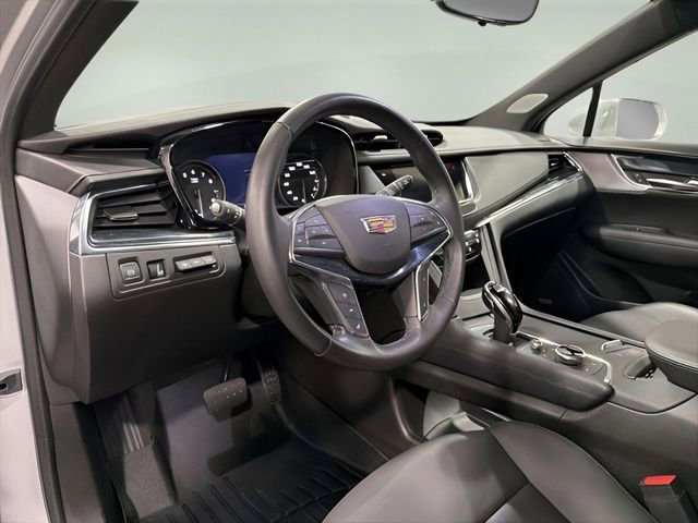 Used 2020 Cadillac XT5 Premium Luxury FWD image 10
