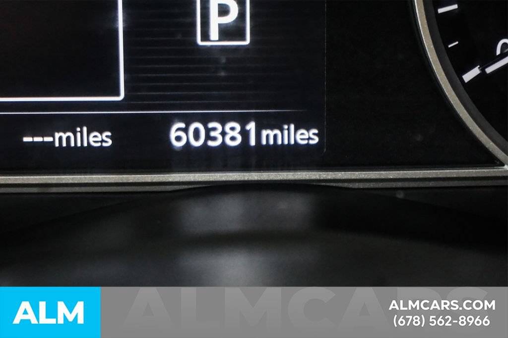Used 2024 Nissan Versa SV FWD image 53