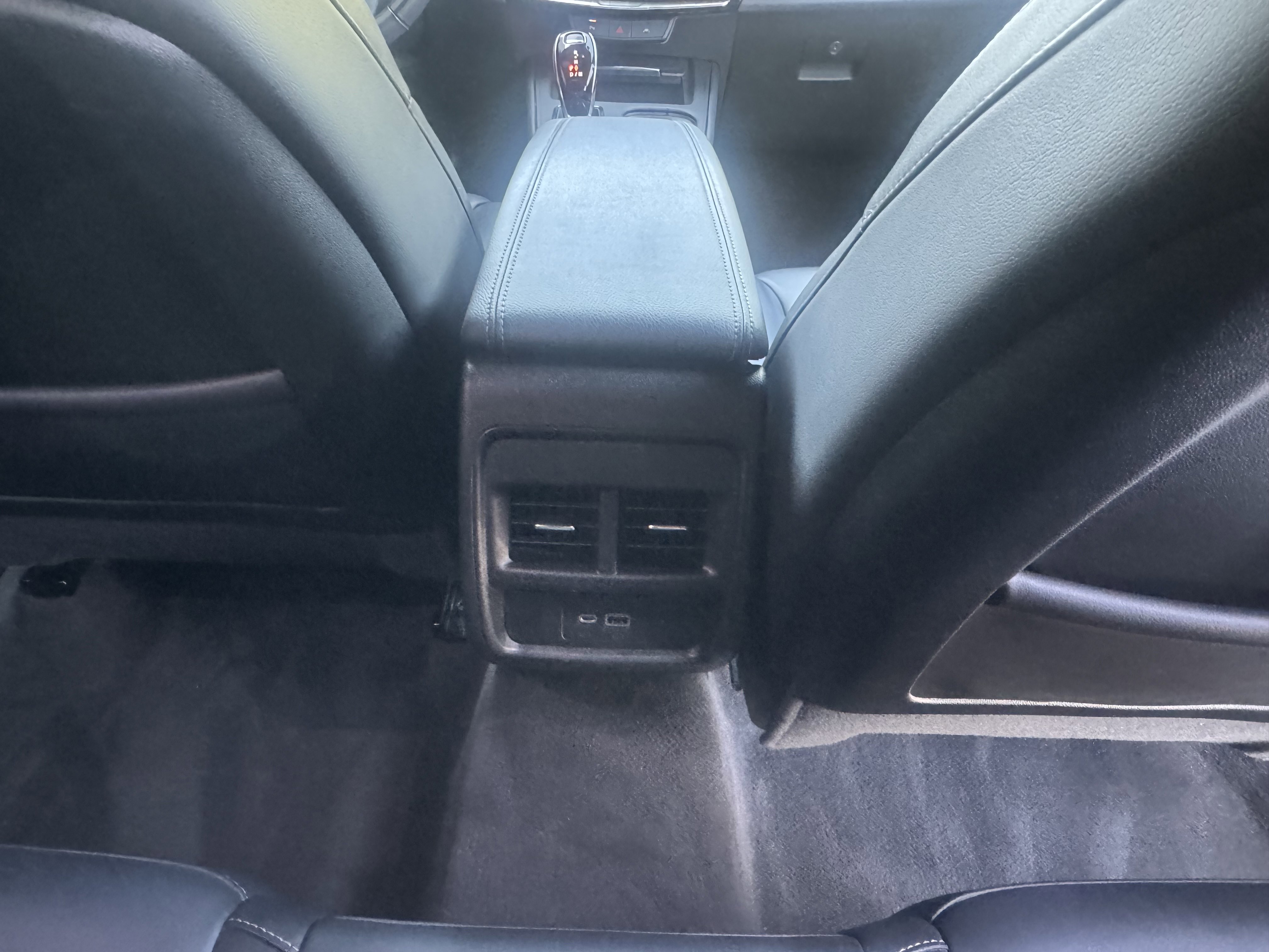 Used 2024 Cadillac XT4 Premium Luxury FWD image 15