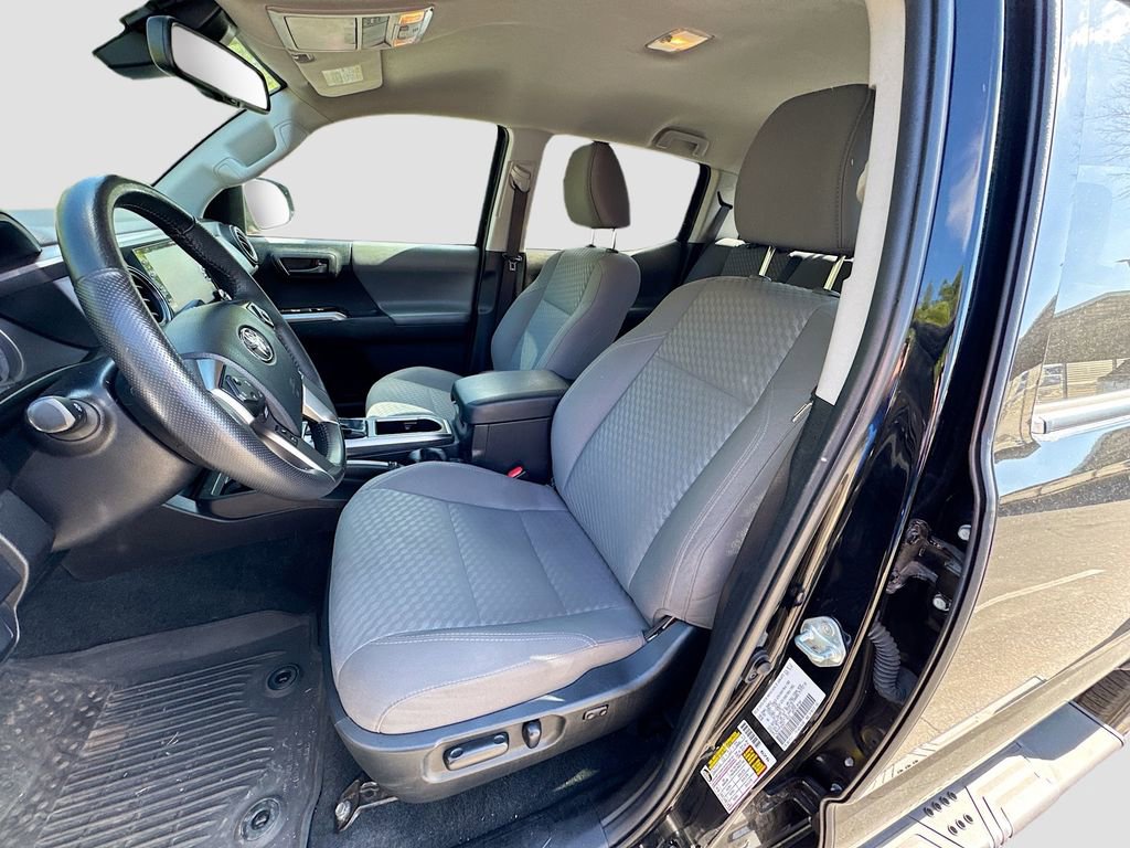 Used 2023 Toyota Tacoma SR5 w/ SX Package image 19