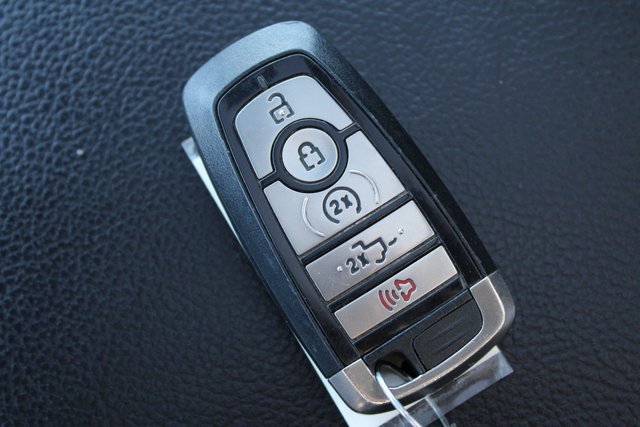 Used 2019 Ford F150 Raptor w/ Equipment Group 802A Luxury image 26